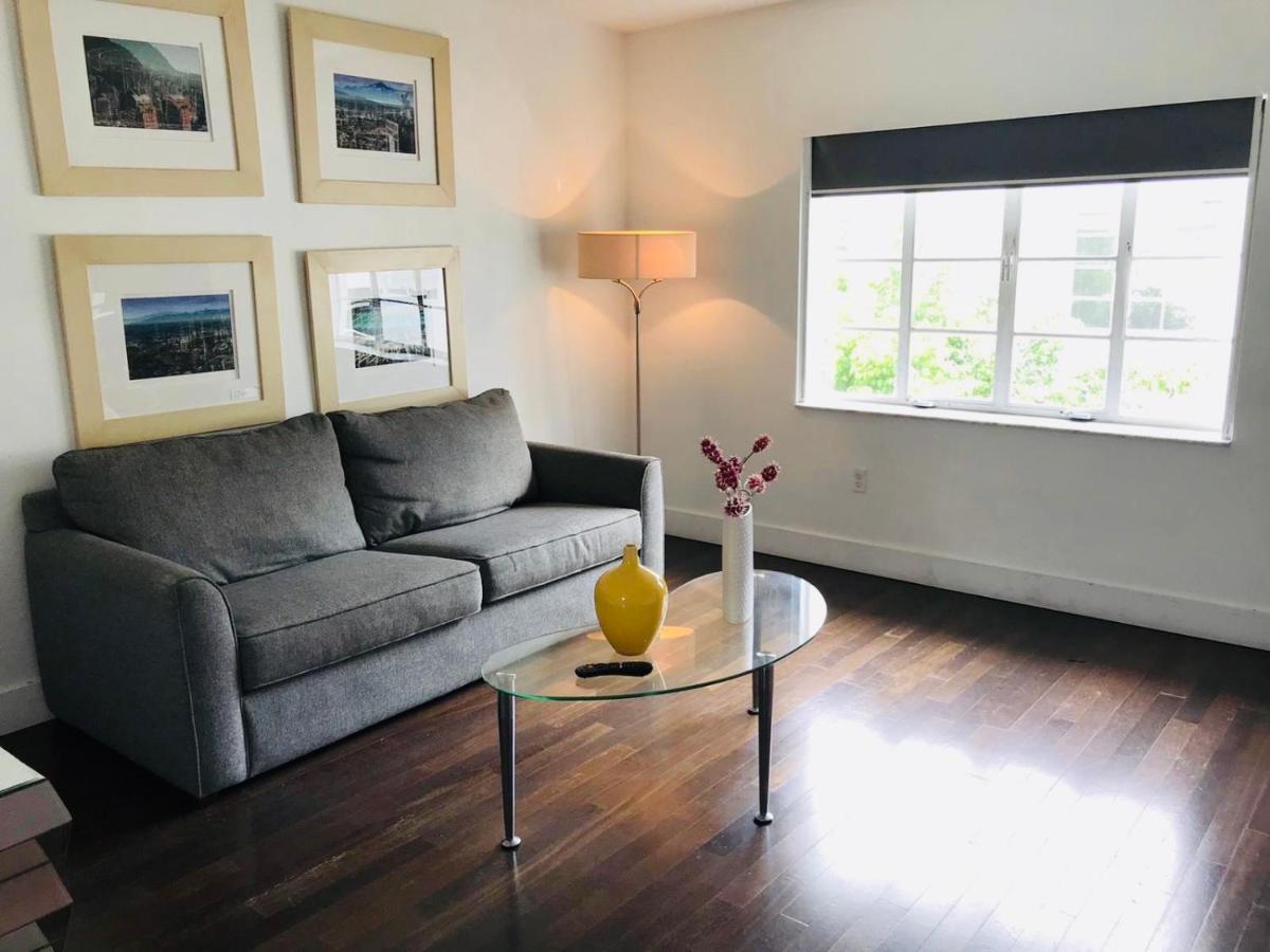 Lincoln Rd-Miami Beach Charming Vacation Studio And 2 Bedroom Apartments, Miami Beach